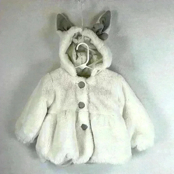 Baby’s Plush Jacket Size 12-18 Months Cream Lamb and Bow Details Coord Buttons - Picture 2 of 5